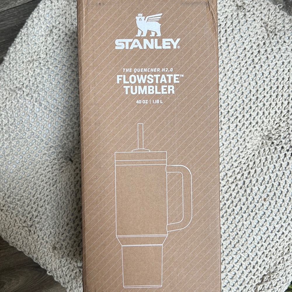 Stanley Rose Gold Quencher